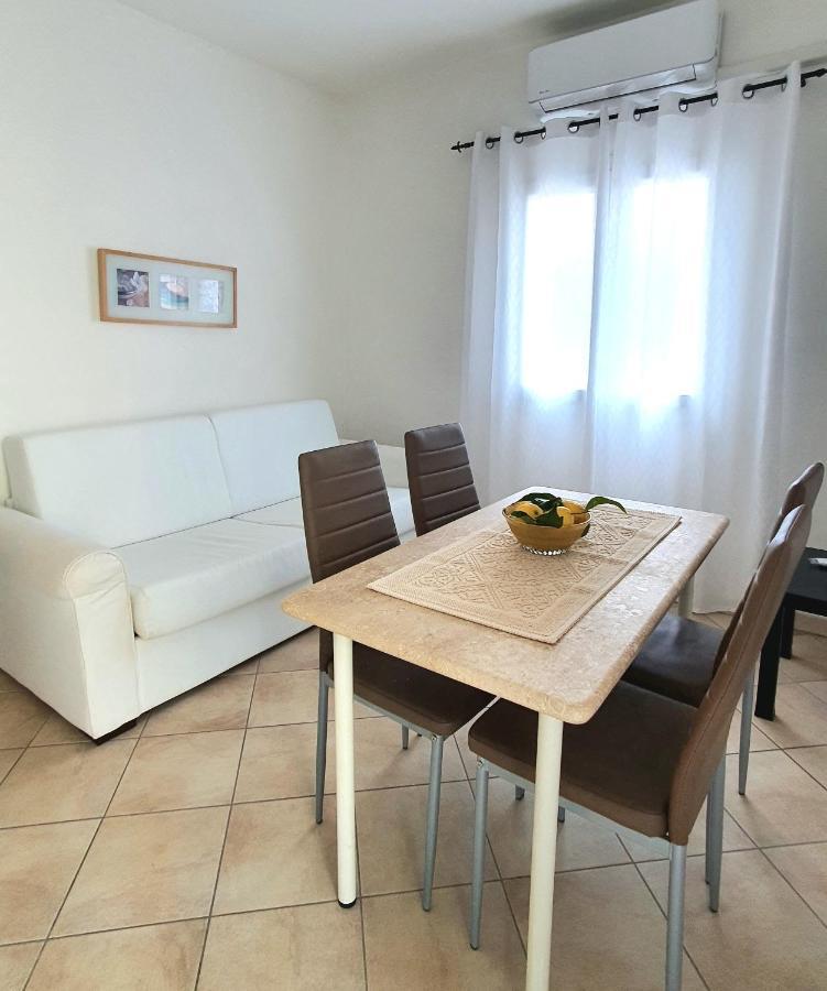 Dommos - Limone Apartment Orosei Ngoại thất bức ảnh