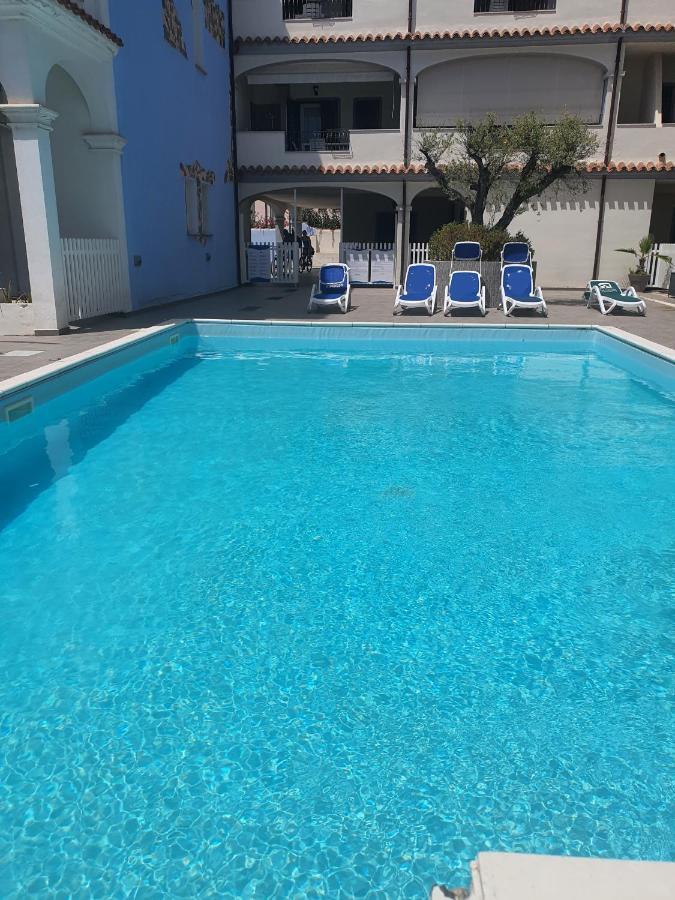 Dommos - Limone Apartment Orosei Ngoại thất bức ảnh